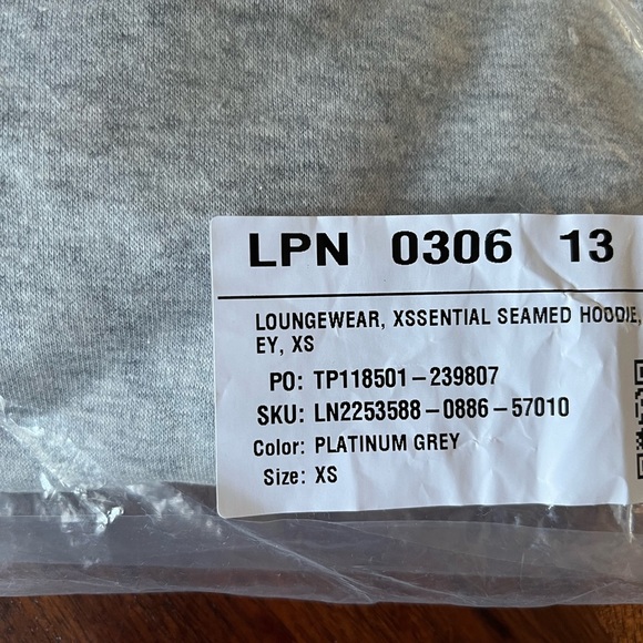 Savage X Fenty Platinum Gray Oversized Hoodie - Picture 11 of 14